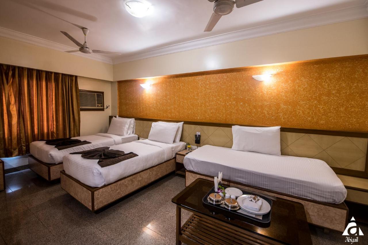 Hotel Abigail Goradia'S เชอร์ดี ภายนอก รูปภาพ