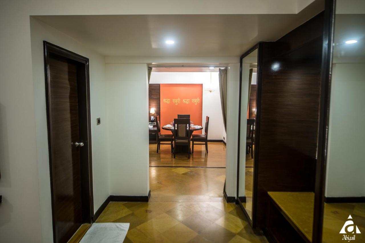 Hotel Abigail Goradia'S เชอร์ดี ภายนอก รูปภาพ