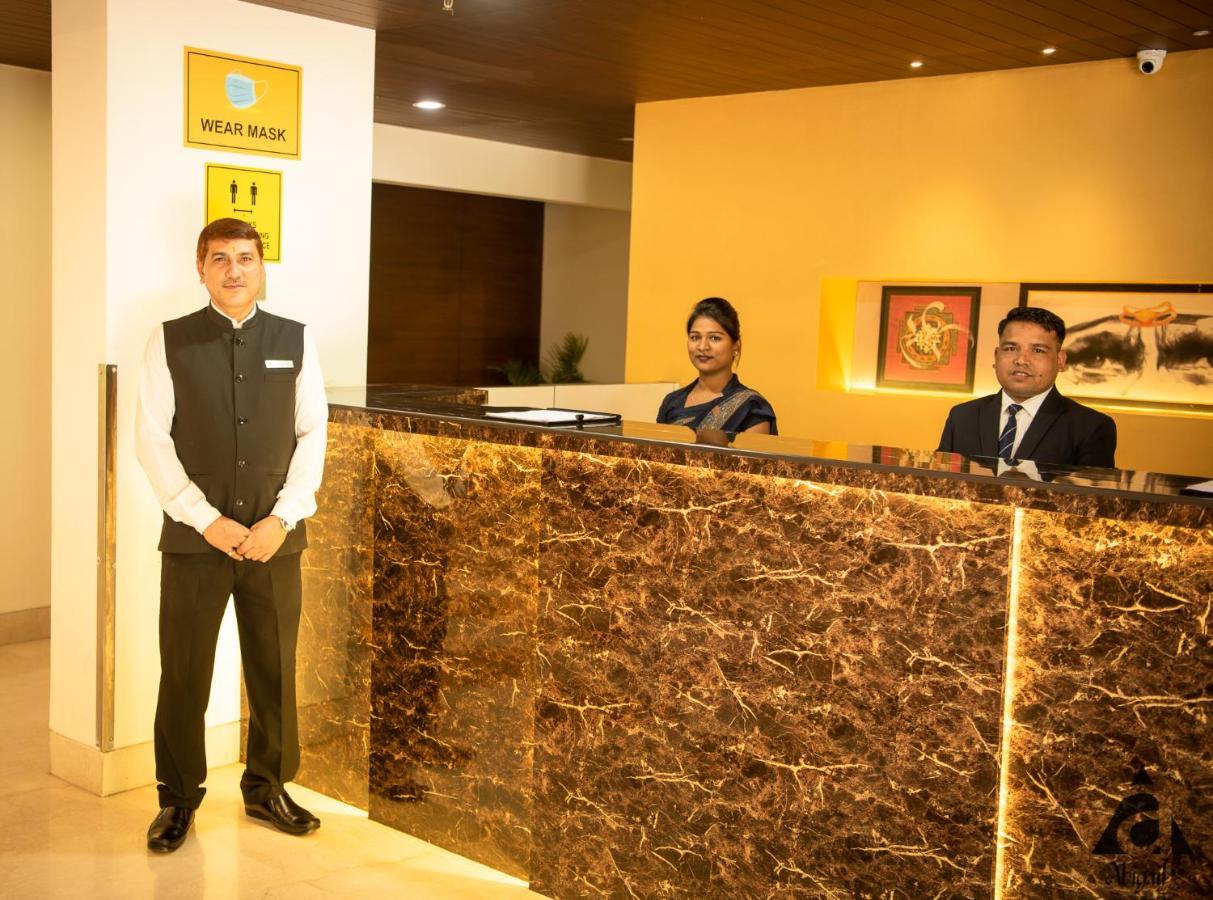 Hotel Abigail Goradia'S เชอร์ดี ภายนอก รูปภาพ