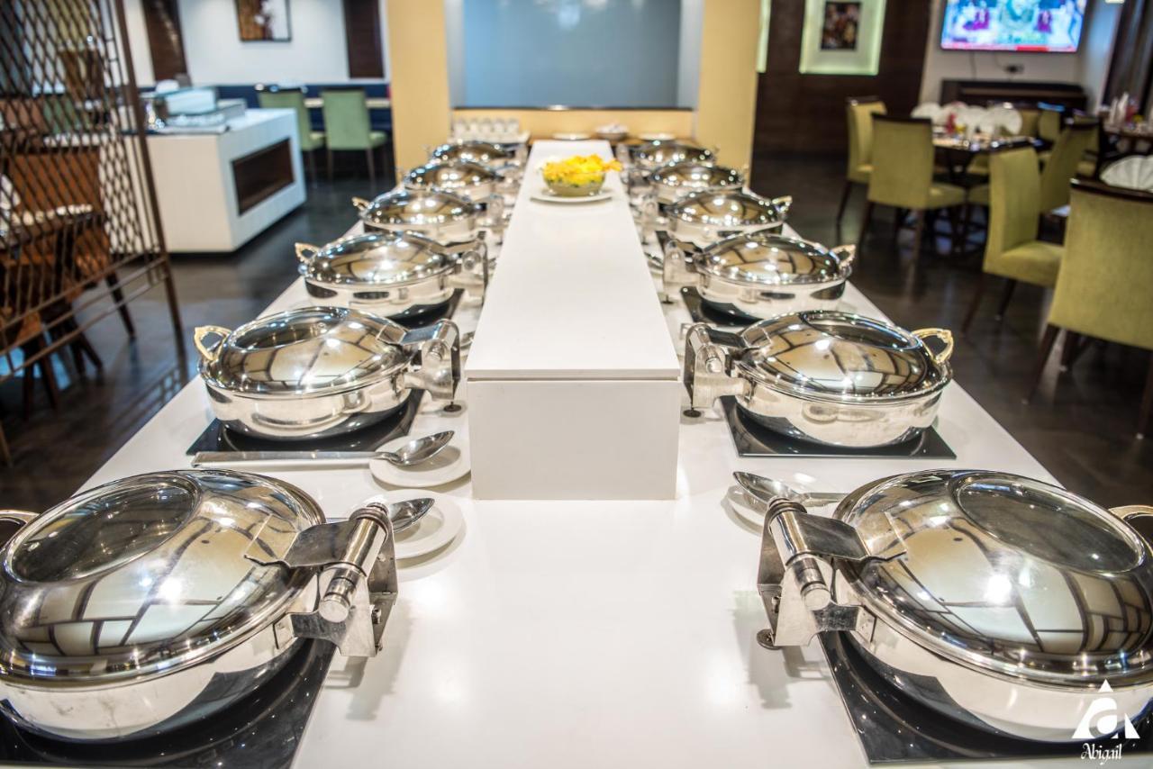 Hotel Abigail Goradia'S เชอร์ดี ภายนอก รูปภาพ