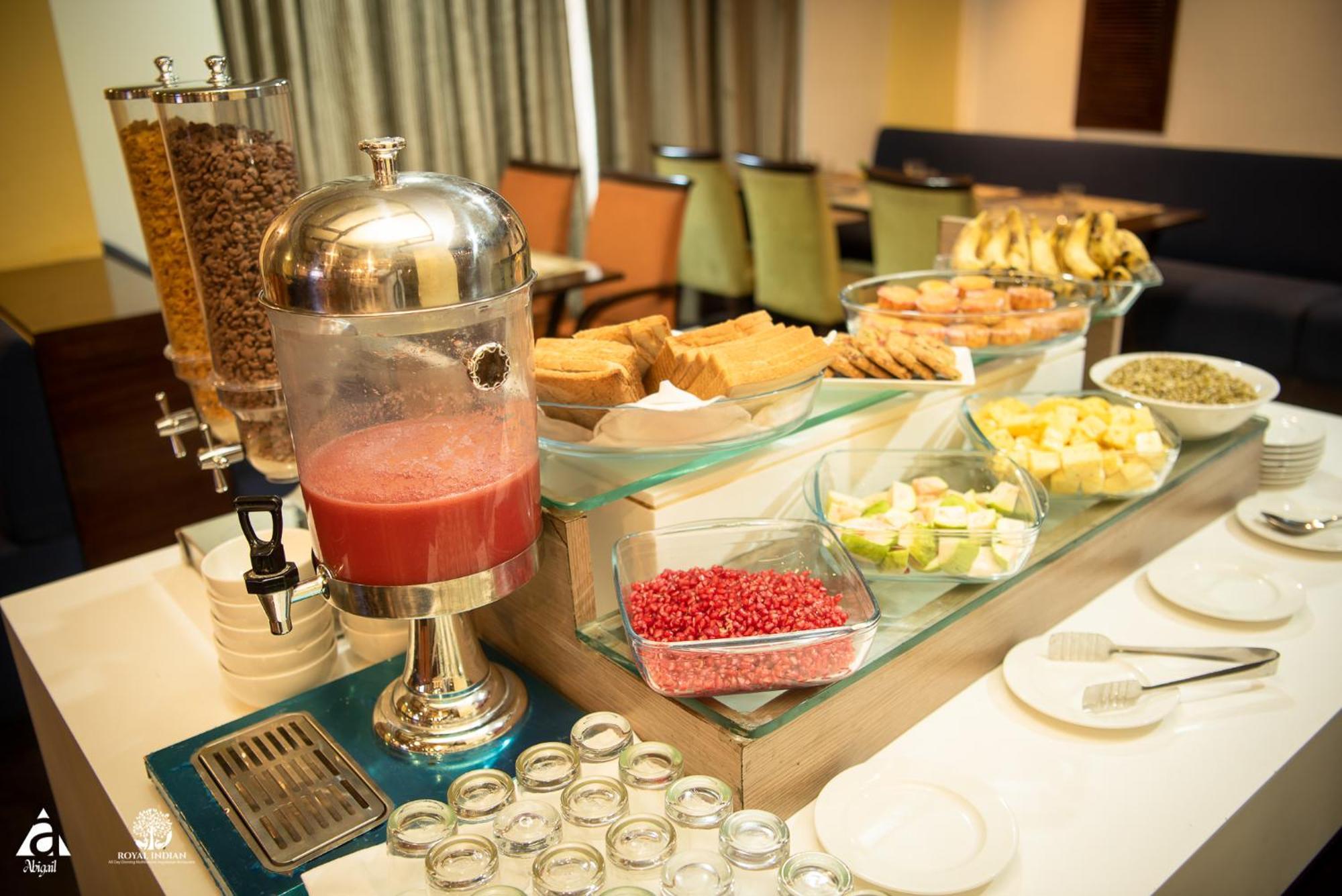 Hotel Abigail Goradia'S เชอร์ดี ภายนอก รูปภาพ